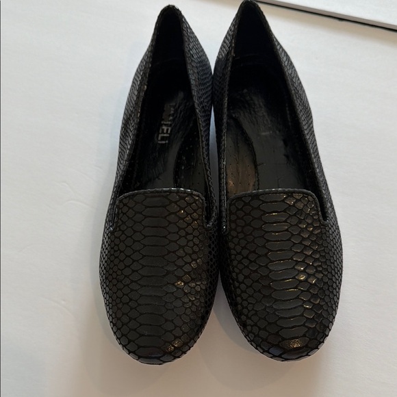 Vaneli Shoes - Black Textured Slip-On Women's Flats